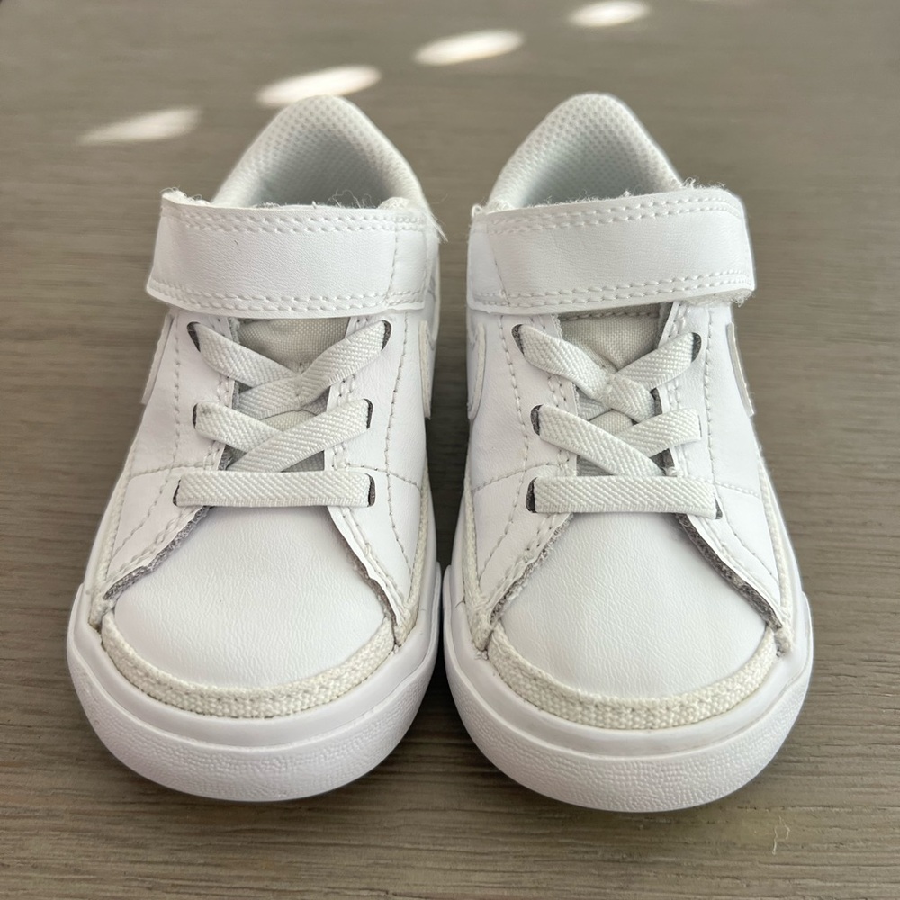 Nike toddler sneakers